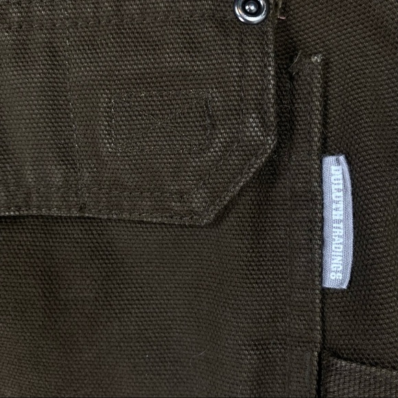 Men’s Duluth Trading thick cargo pants size 40X32 - Picture 2 of 4